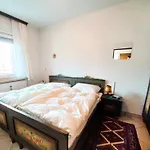 Lena Haus Kmb Seeappartement Am Ossiacher Mit Direktem Seezugang Und Hallenbad Apartmán *