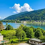 شقة Lena Haus Kmb Seeappartement Am Ossiacher Mit Direktem Seezugang Und Hallenbad Tschoran