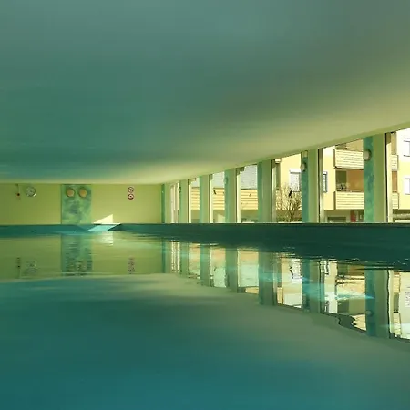 Lena Haus Kmb Seeappartement Am Ossiacher Mit Direktem Seezugang Und Hallenbad Tschoran