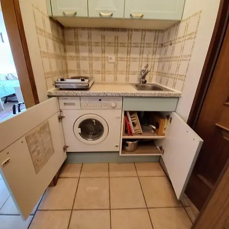 Lena Haus Kmb Seeappartement Am Ossiacher Mit Direktem Seezugang Und Hallenbad Apartamento