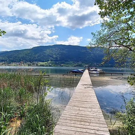 Apartamento Lena Haus Kmb Seeappartement Am Ossiacher Mit Direktem Seezugang Und Hallenbad Tschoran