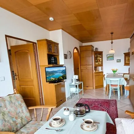 公寓 Lena Haus Kmb Seeappartement Am Ossiacher Mit Direktem Seezugang Und Hallenbad