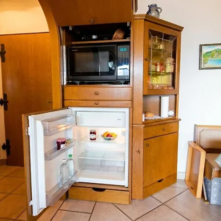 Apartment Lena Haus Kmb Seeappartement Am Ossiacher Mit Direktem Seezugang Und Hallenbad