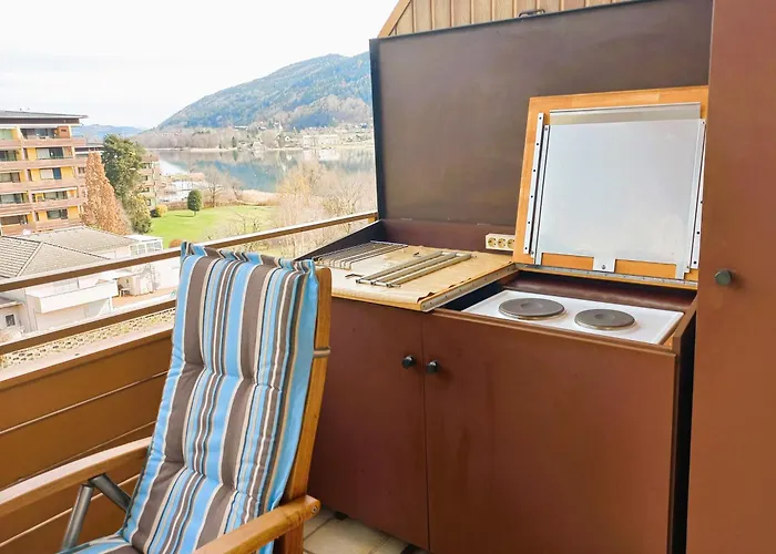 Lena Haus Kmb Seeappartement Am Ossiacher Mit Direktem Seezugang Und Hallenbad דירה Tschoran