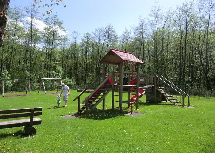 Lena Haus Kmb Seeappartement Am Ossiacher Mit Direktem Seezugang Und Hallenbad 公寓 *